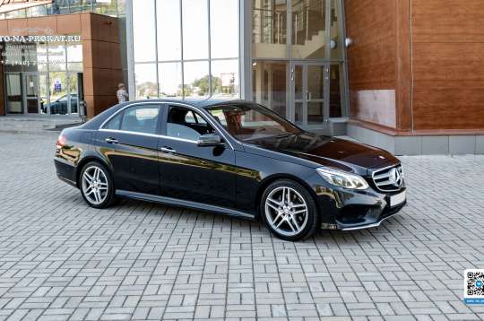 Mercedes E300 W212 AMG (Мерседес Е300 АМГ), черный Mercedes E300 W212 AMG (Мерседес Е300 АМГ), черный