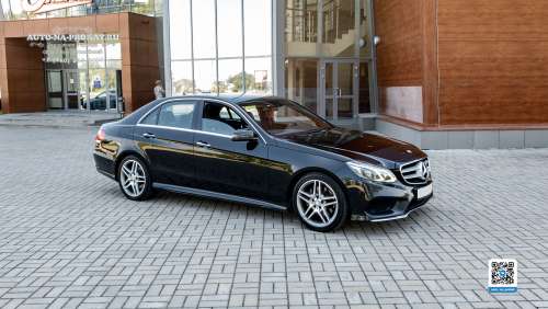 Mercedes E300 W212 AMG (Мерседес Е300 АМГ), черный