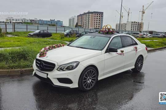 Mercedes E300 W212 AMG (Мерседес Е300 АМГ), белый Mercedes E300 W212 AMG (Мерседес Е300 АМГ), белый