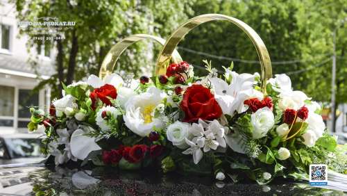 Вариант украшений для свадебного авто №01