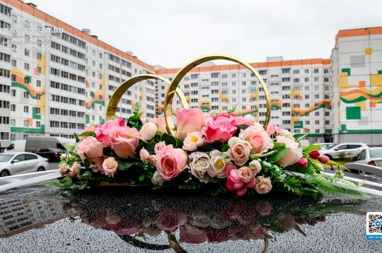 Вариант украшений для свадебного авто №43