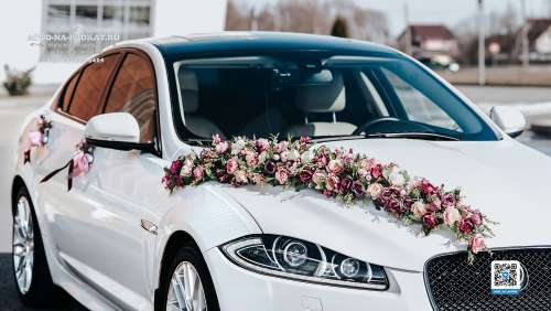 Вариант украшений для свадебного авто №02