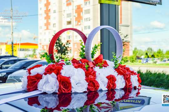 Вариант украшений для свадебного авто №46