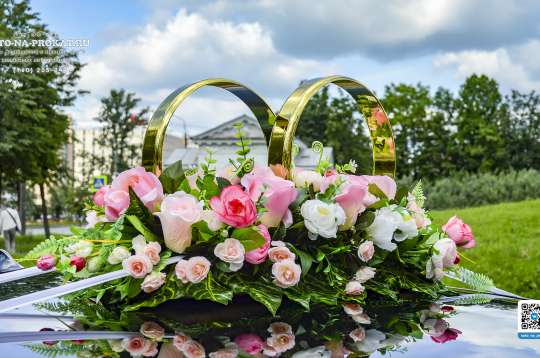 Вариант украшений для свадебного авто №52