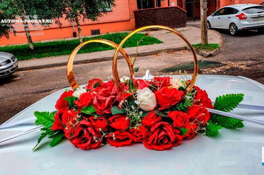 Вариант украшений для свадебного авто №53 Вариант украшений для свадебного авто №53
