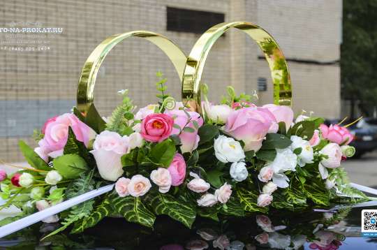 Вариант украшений для свадебного авто №03