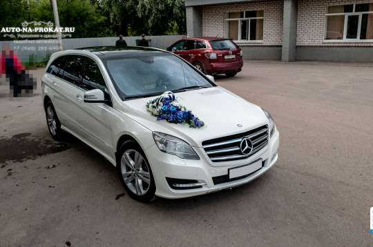 Вариант украшений для свадебного авто №58