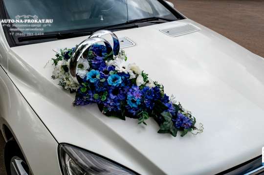 Вариант украшений для свадебного авто №58