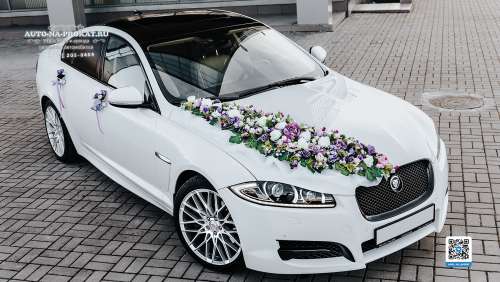 Вариант украшений для свадебного авто №04