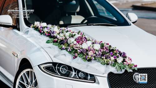 Вариант украшений для свадебного авто №04