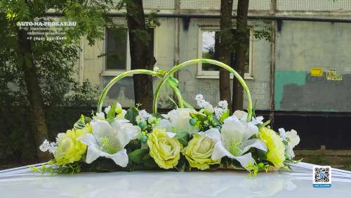 Вариант украшений для свадебного авто №05