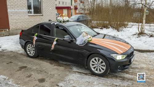 Вариант украшений для свадебного авто №06