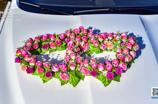 Вариант украшений для свадебного авто №65