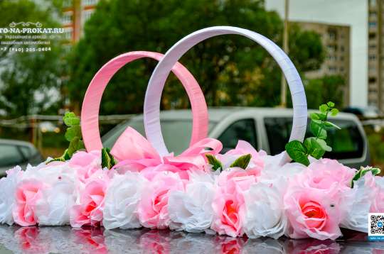 Вариант украшений для свадебного авто №29