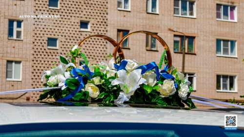 Вариант украшений для свадебного авто №19