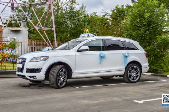 Заказать белую Audi Q7 на свадьбу