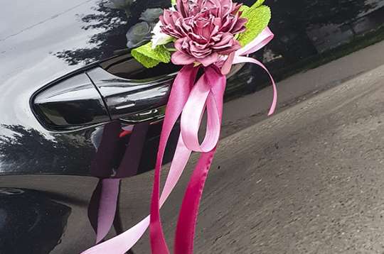 Вариант украшений для свадебного авто №22