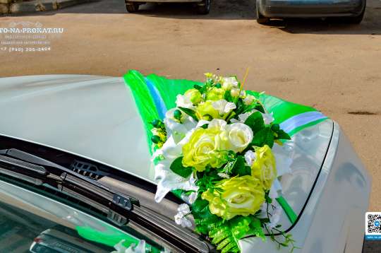 Вариант украшений для свадебного авто №27