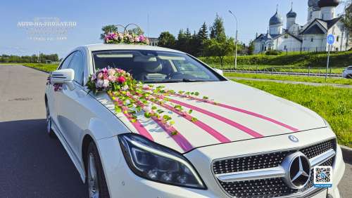 Вариант украшений для свадебного авто №17