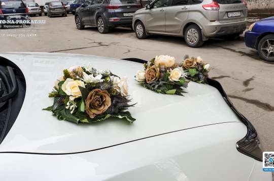 Вариант украшений для свадебного авто №15