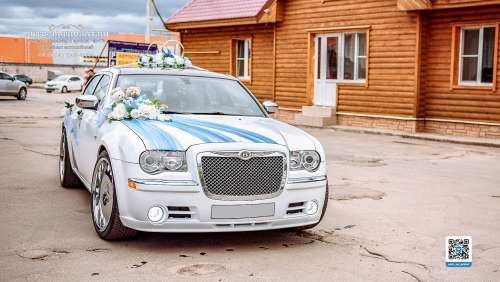 Вариант украшений для свадебного авто №68 Вариант украшений для свадебного авто №68