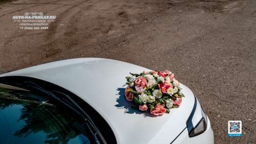 Вариант декора для свадебного авто №37