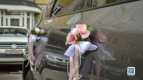 Вариант украшений для свадебного авто №74