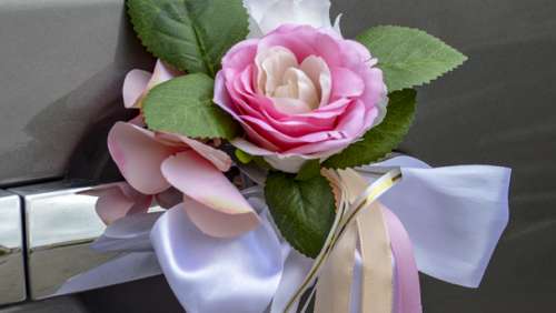 Вариант украшений для свадебного авто №74