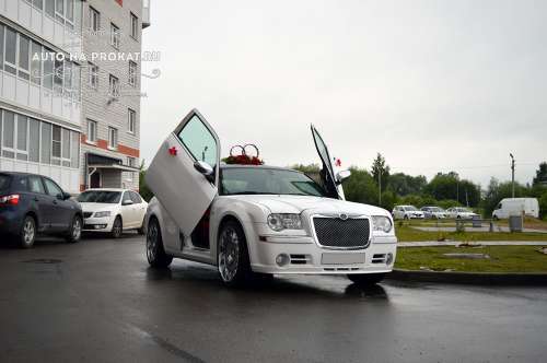 Chrysler 300c и вариант украшения №53