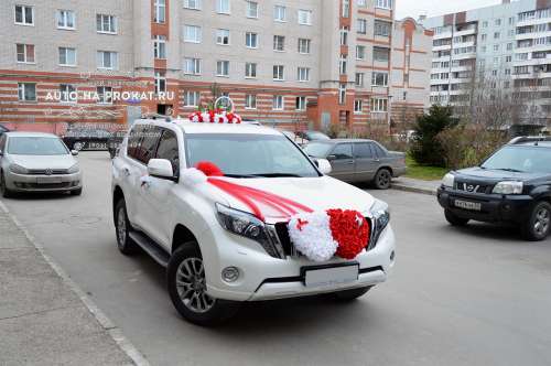 Toyota Land Cruiser Prado и вариант украшения №28