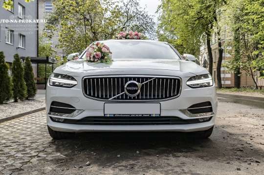 Забронировать Volvo S90 на свадьбу