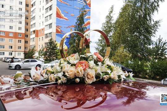 Вариант украшений для свадебного авто №86