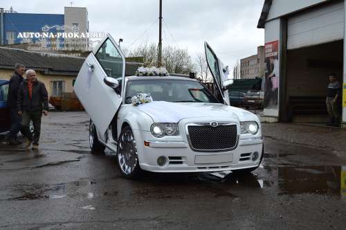 Chrysler 300c и вариант украшения №20