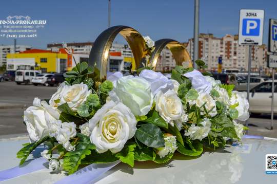 Вариант украшений для свадебного авто №91