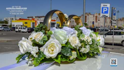 Вариант украшений для свадебного авто №91