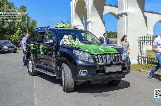 Вариант украшений для свадебного авто №92 Вариант украшений для свадебного авто №92