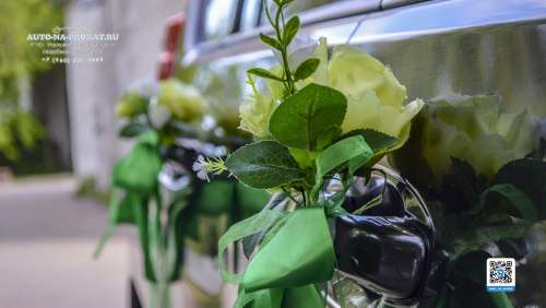 Вариант украшений для свадебного авто №92