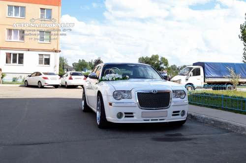 Chrysler 300c и вариант украшения №49