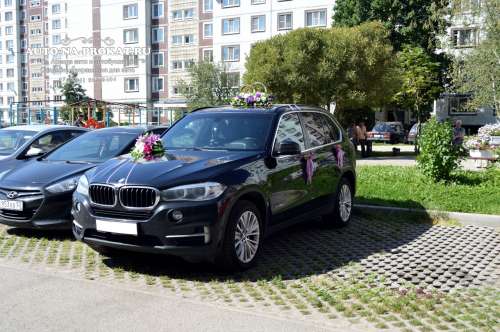 BMW X5 и вариант украшения №64