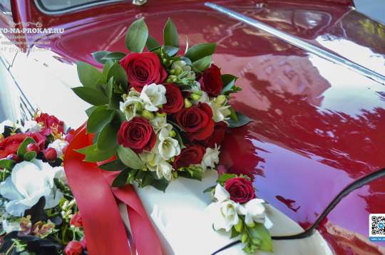 Вариант украшений для свадебного авто №94