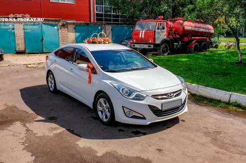 Hyundai i40 и вариант украшения №75