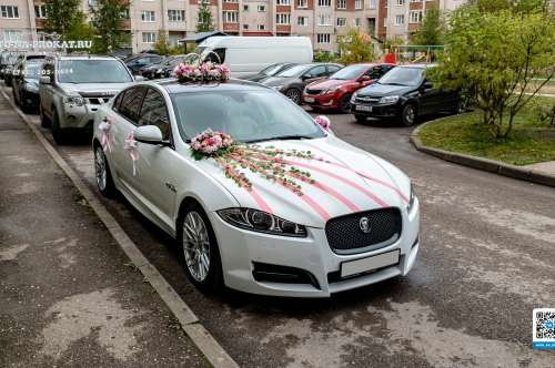 Jaguar XF и вариант украшения №17