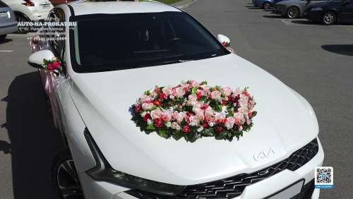 Вариант украшений для свадебного авто №13