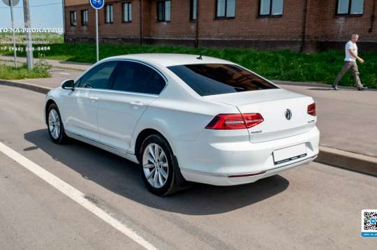 Забронировать белый Volkswagen Passat на свадьбу Забронировать белый Volkswagen Passat на свадьбу