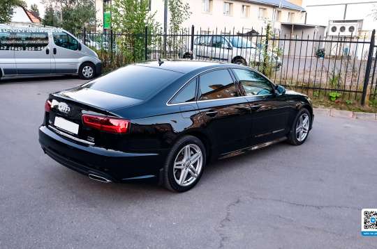 Заказать черную Audi A6 с водителем Заказать черную Audi A6 с водителем