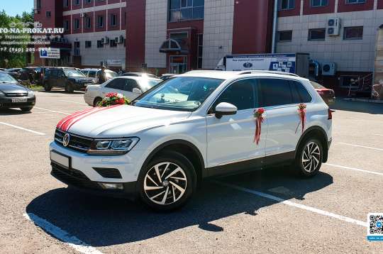 Volkswagen Tiguan (Фольксваген Тигуан), белый Volkswagen Tiguan (Фольксваген Тигуан), белый