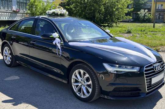 Audi A6 (Ауди А6) черная