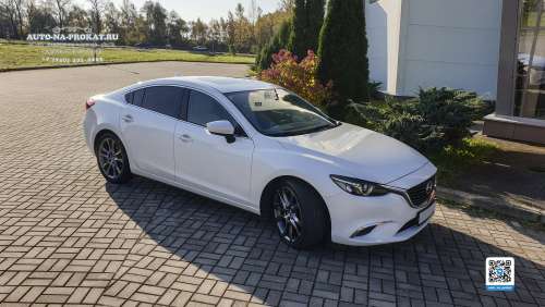 Арендовать белую Mazda 6 с водителем