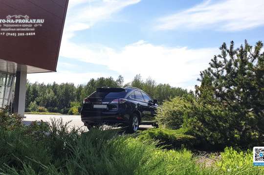Прокат Lexus RX270 с водителем Прокат Lexus RX270 с водителем