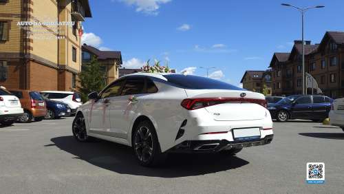 Бронирование белой Kia K5 на свадьбу